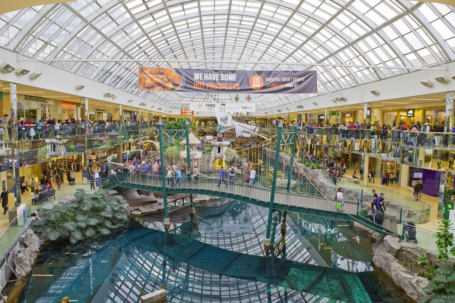Эдмонтон — Торговый центр West Edmonton Mall