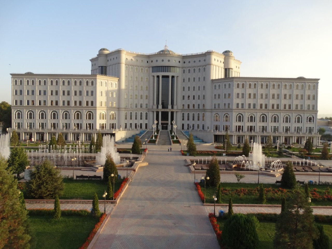 Национальная библиотека Таджикистана