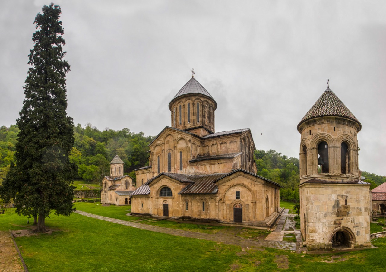 Монастырь Гелати