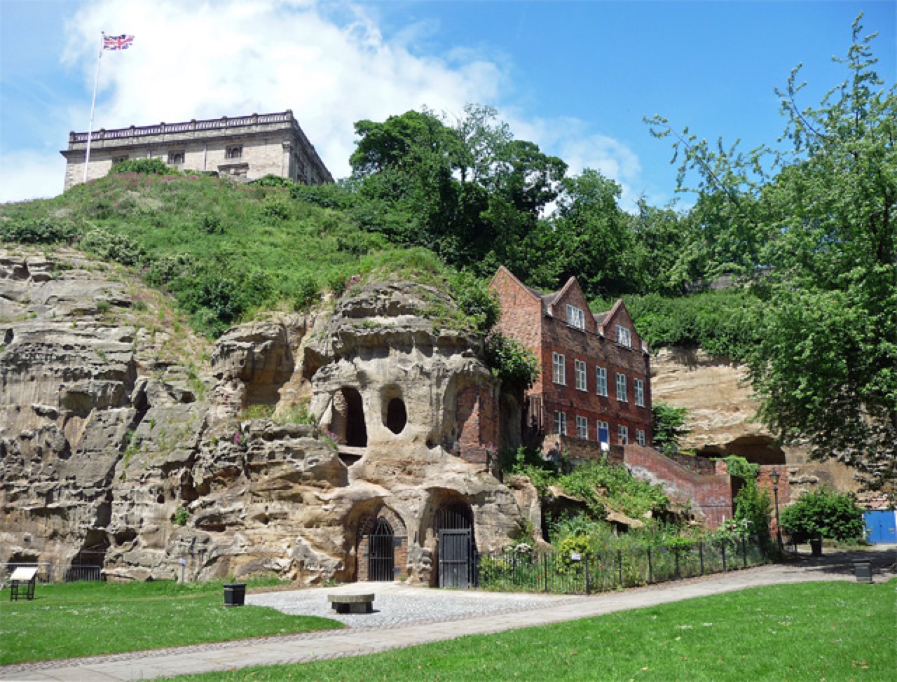 Пещеры City of Caves
