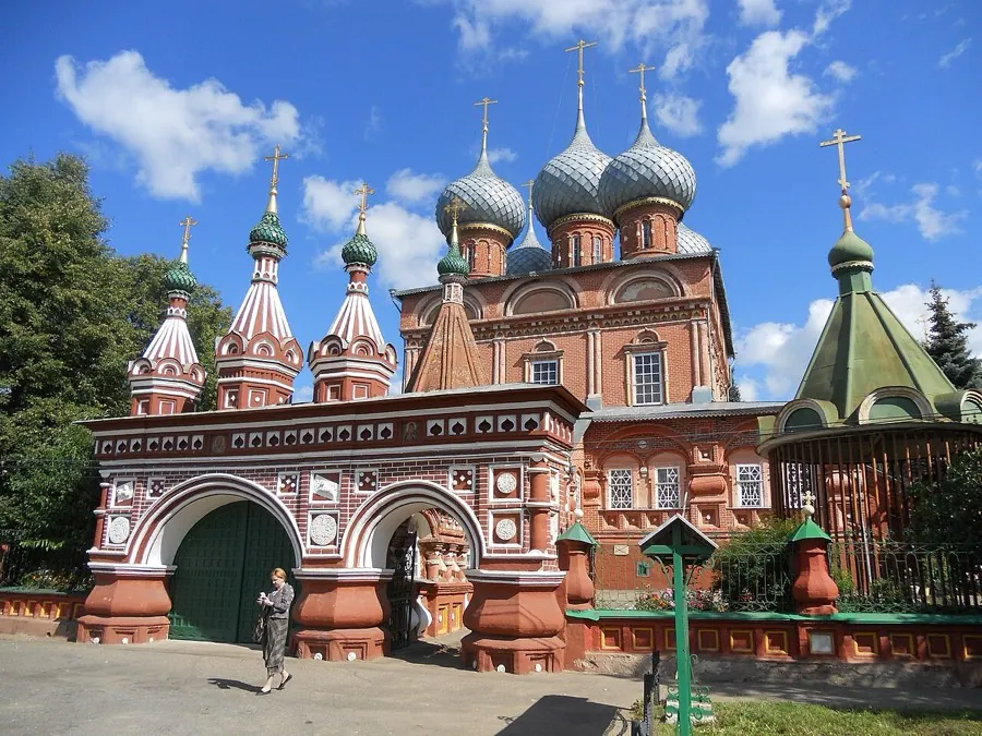 Церковь Воскресения Христова на Дебре